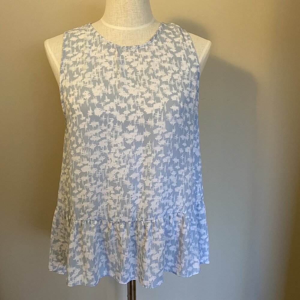 Banana Republic Women's/Girls Sleeveless Light Blue/White Blouse: Medium